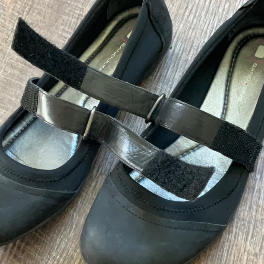 Bandolino Mary Jane Flat - Picture 8 of 11